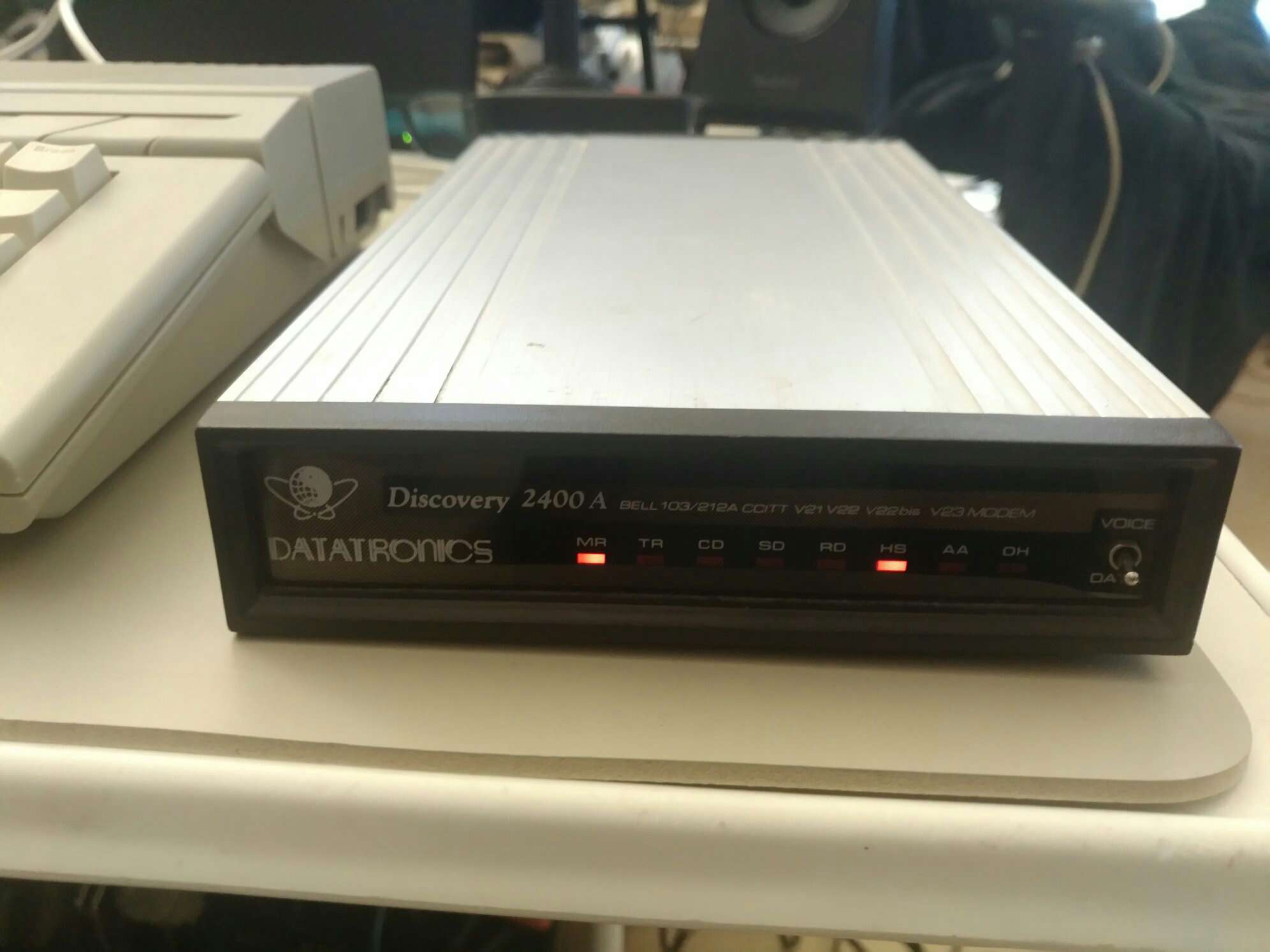 Discovery2400_03.JPEG